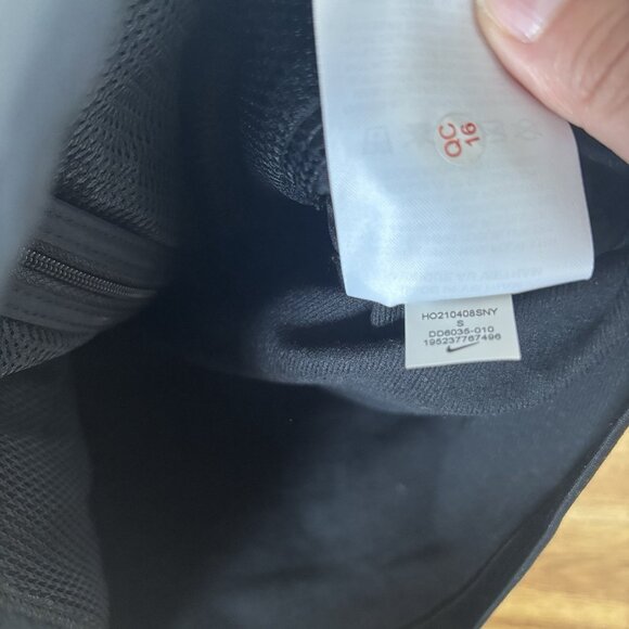 Nike Therma-Fit Essential Black Running Vest Women’s Small Outdoor Athleisure - Picture 11 of 13